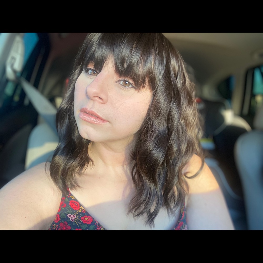 Meet your Posher, Amanda